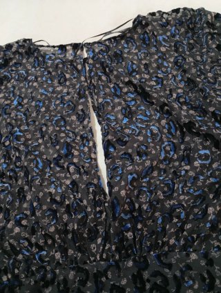 Blusa Zara fiesta negra y azul