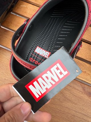 Crocs Spider-Man