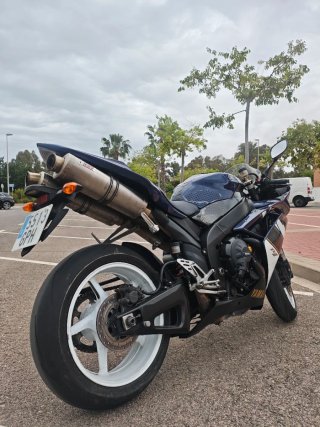 Yamaha R1 2008
