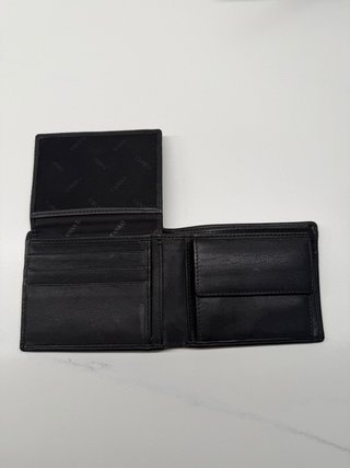 Cartera de piel negra Yanko
