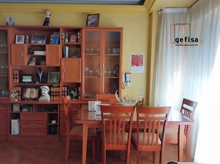 Casa adosada en venta en Valdepeñas