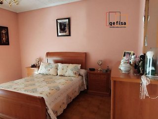 Casa adosada en venta en Valdepeñas
