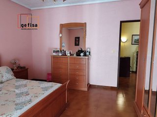 Casa adosada en venta en Valdepeñas