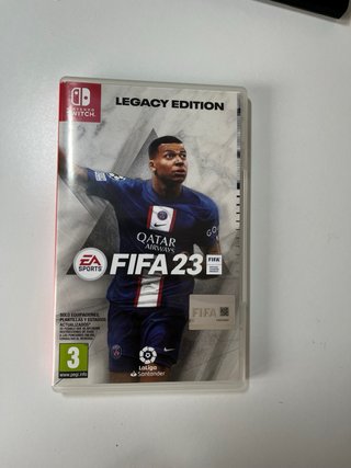 Nintendo Switch + Accesorios, cables y el FIFA 23