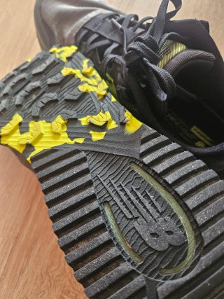New Balance Trail Zapatillas Gris/Amarillo