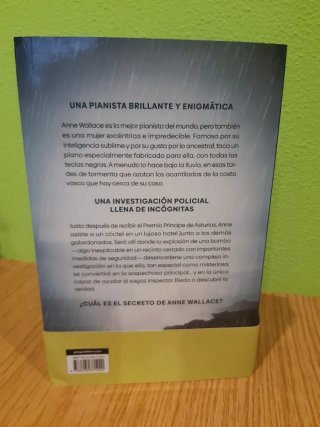 Novela negra El Enigma de Anne Wallace