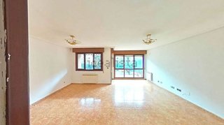 Casa adosada en venta en Astillero (El)