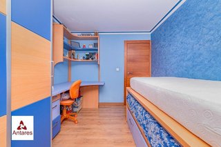 Casa adosada en venta en Barrio de Zaidín en Granada