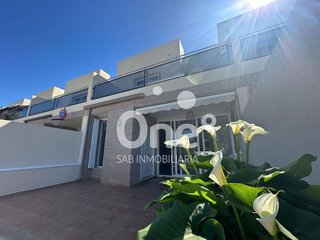 Casa adosada en venta en San Antonio de Benagéber