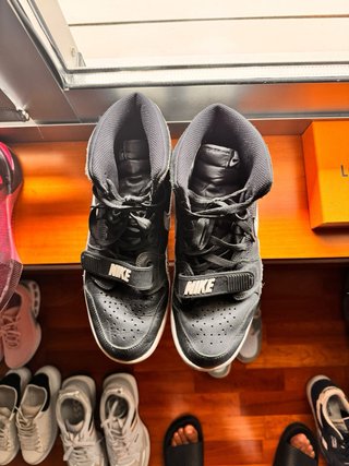 Nike Air Jordan Botas Talla 44 Zebra