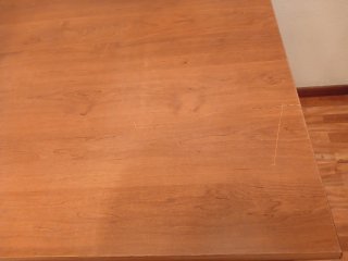 Mesa de oficina madera y metal