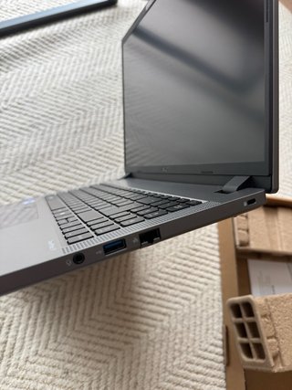 Nuovo laptop Acer TravelMate P2 16