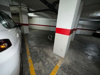 Garaje en venta en Ensanche - Diputación en Alicante