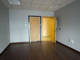 Local comercial en venta en Salteras