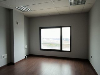 Local comercial en venta en Salteras