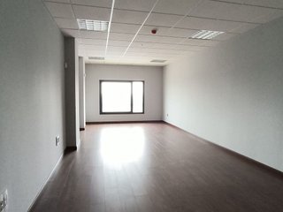 Local comercial en venta en Salteras