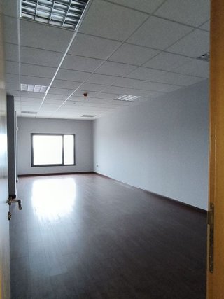 Local comercial en venta en Salteras