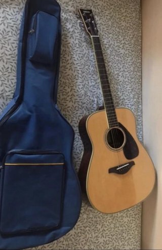 Guitarra Acústica Yamaha