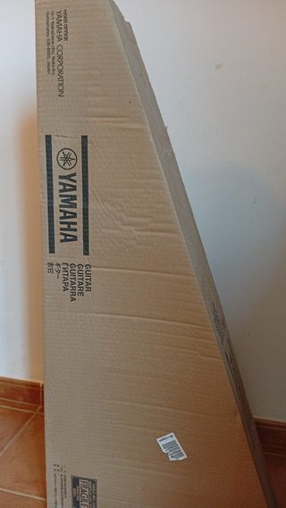 Guitarra Acústica Yamaha