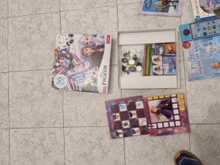 Lote Frozen: Juego 50 juegos y libros