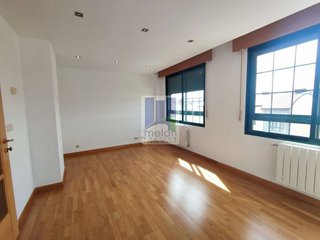 Casa adosada en alquiler en AVE - Villimar en Burgos