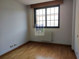 Casa adosada en alquiler en AVE - Villimar en Burgos