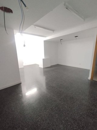Local comercial en alquiler en Centro en Elche