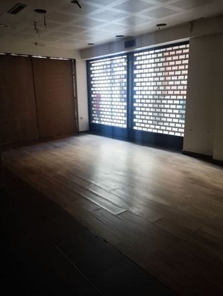 Local comercial en alquiler en Centro en Elche