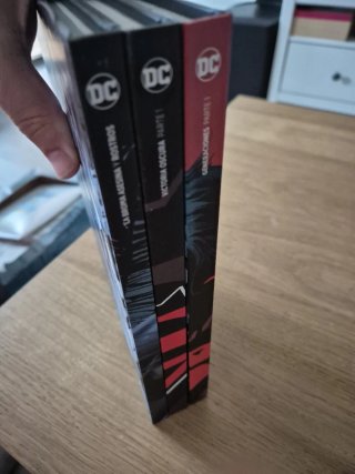 Comics Batman Broma Asesina, Victoria Oscura, Gene