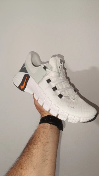 Nike Free Metcon 5 Blanco Naranja
