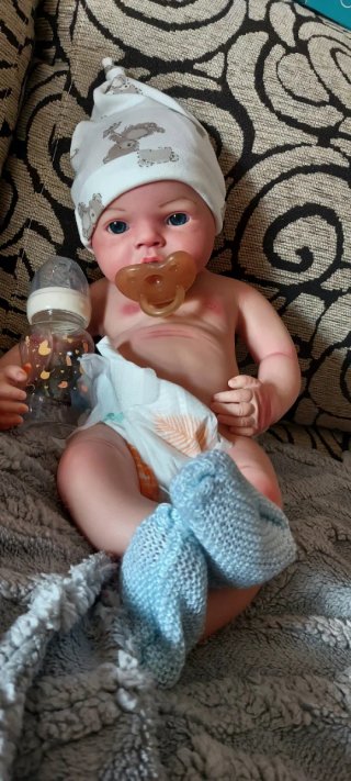 Reborn silicona niño 49cm