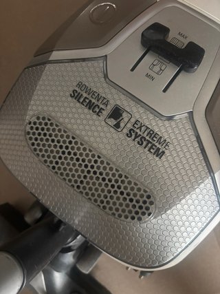 Aspiradora Rowenta Silence Force Compact