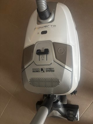 Aspiradora Rowenta Silence Force Compact