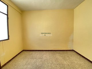 Piso en venta en Ubrique