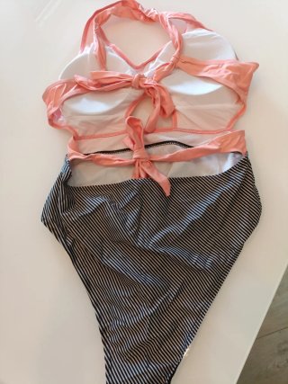 Costume intero + copricostume a righe
