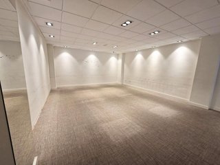 Local comercial en venta en Zona Pueblo en Guardamar del Segura