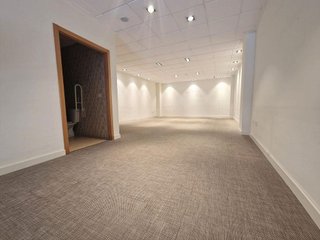 Local comercial en venta en Zona Pueblo en Guardamar del Segura
