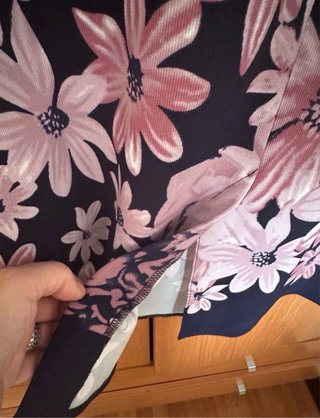 Vestido azul con estampado floral rosa,42.Nuevo