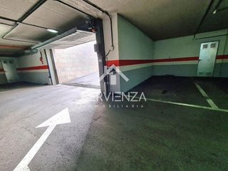 Garaje en venta en Huca - Prados en Oviedo