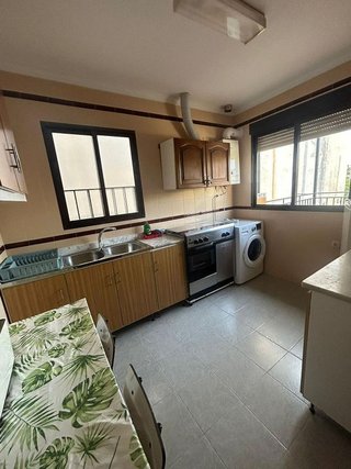 Edificio en venta en Barrio de Zaidín en Granada