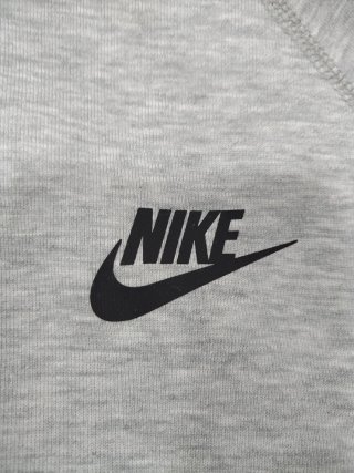 Sudadera Nike Tech L niño gris