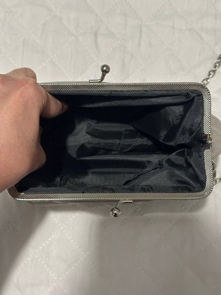 Bolso vintage con cadena y bordado de ciervo