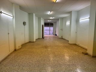 Local comercial en venta en Santa Eugènia en Girona