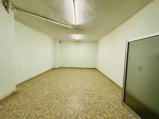 Local comercial en venta en Santa Eugènia en Girona