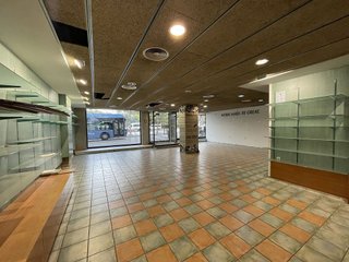 Local comercial en alquiler en Eixample Sud – Migdia en Girona