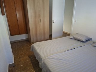 Casa adosada en alquiler en Avda. de Abril. - 9 de octubre en Sagunto