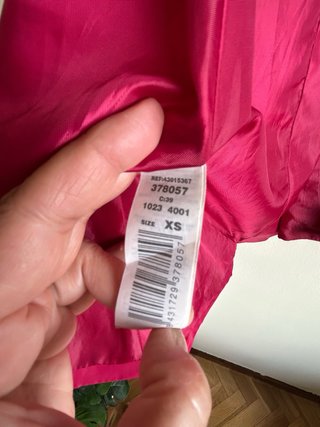 Gabardina Mango Fucsia Ligera Talla XS