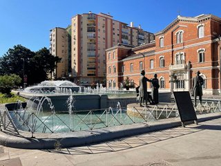 Local comercial en alquiler en Perchel Sur - Plaza de Toros Vieja en Málaga