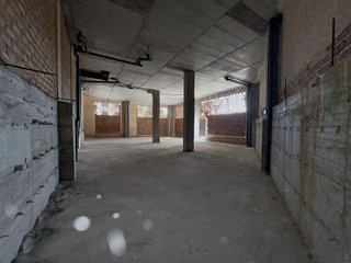Local comercial en alquiler en Nueva Andalucía centro en Marbella