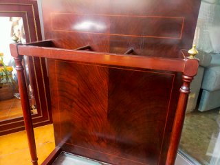 Paraguero/bastonera antiguo de madera con espejo